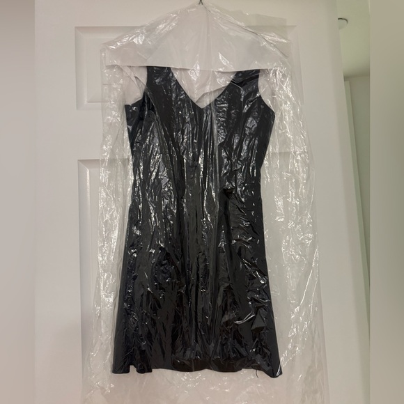 Cinq à Sept Jordan Black Belted Mini Dress - Picture 7 of 7